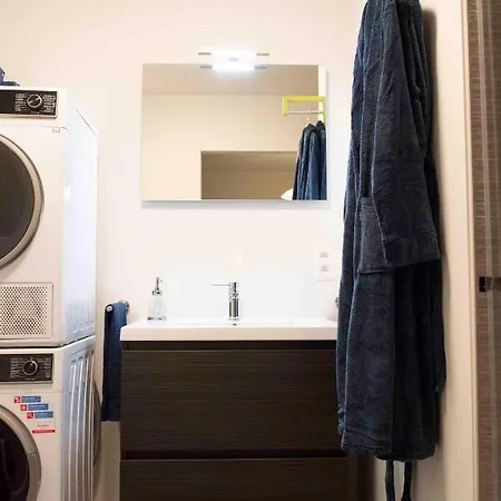 Cityantwerp Een Oase Van Rust Direct Achter De Meir Apartment